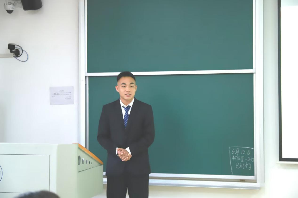 9b2d077313444de3b9c0afaa64ad9545.png